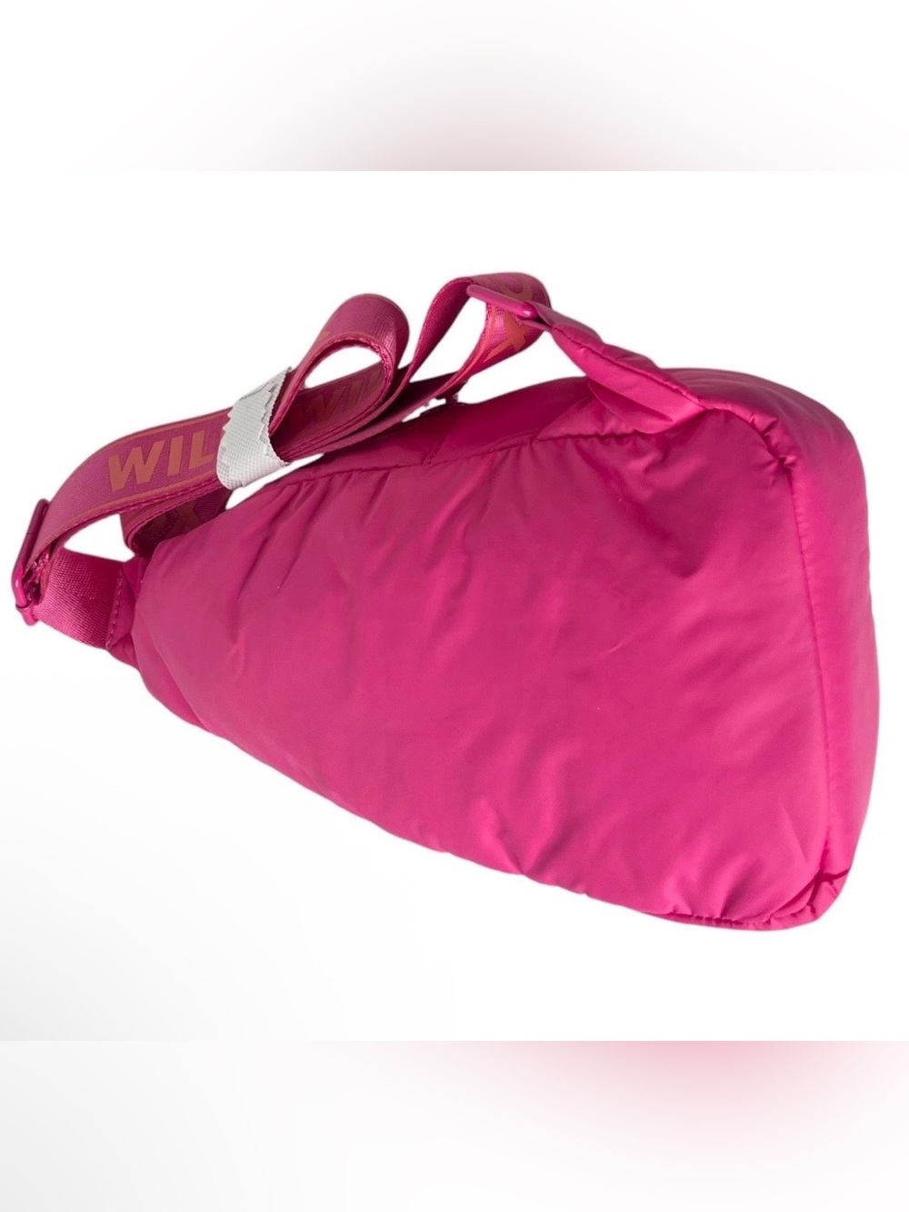 Wildfox Hot Pink Crossbody Sling Bag NWT - Picture 5 of 12